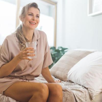 Reposição hormonal na menopausa: como funciona e por que hoje é mais eficiente?