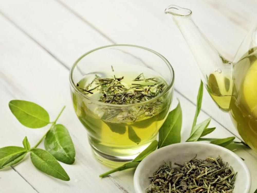 5 motivos para incluir o chá verde na sua rotina